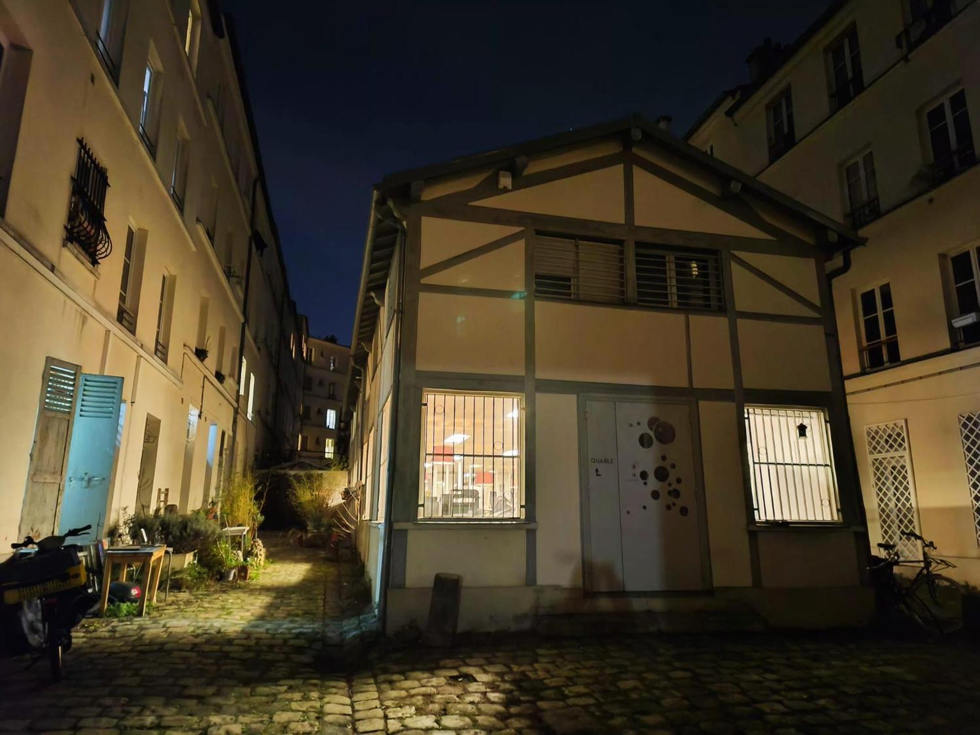 30m2 In The Heart Of * Parigi