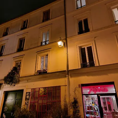 30m2 In The Heart Of Paris