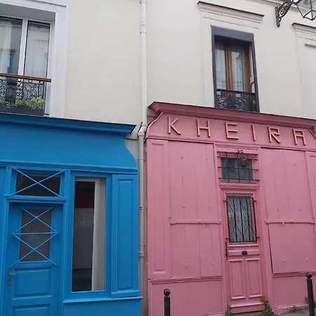 30m2 In The Heart Of * Paris